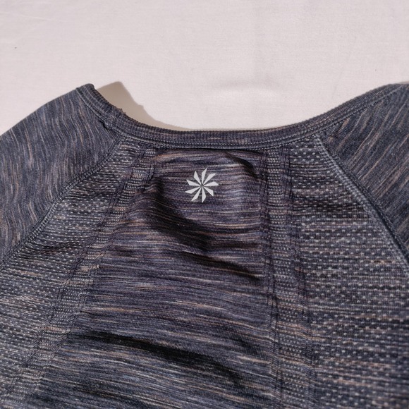 Athleta Long Sleeve Workout Top Women's Faded Sz Tag - Gray, Imperfect - Picture 14 of 16